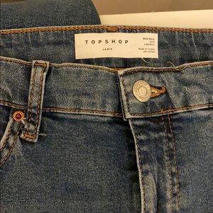 Ripped jeans topshop